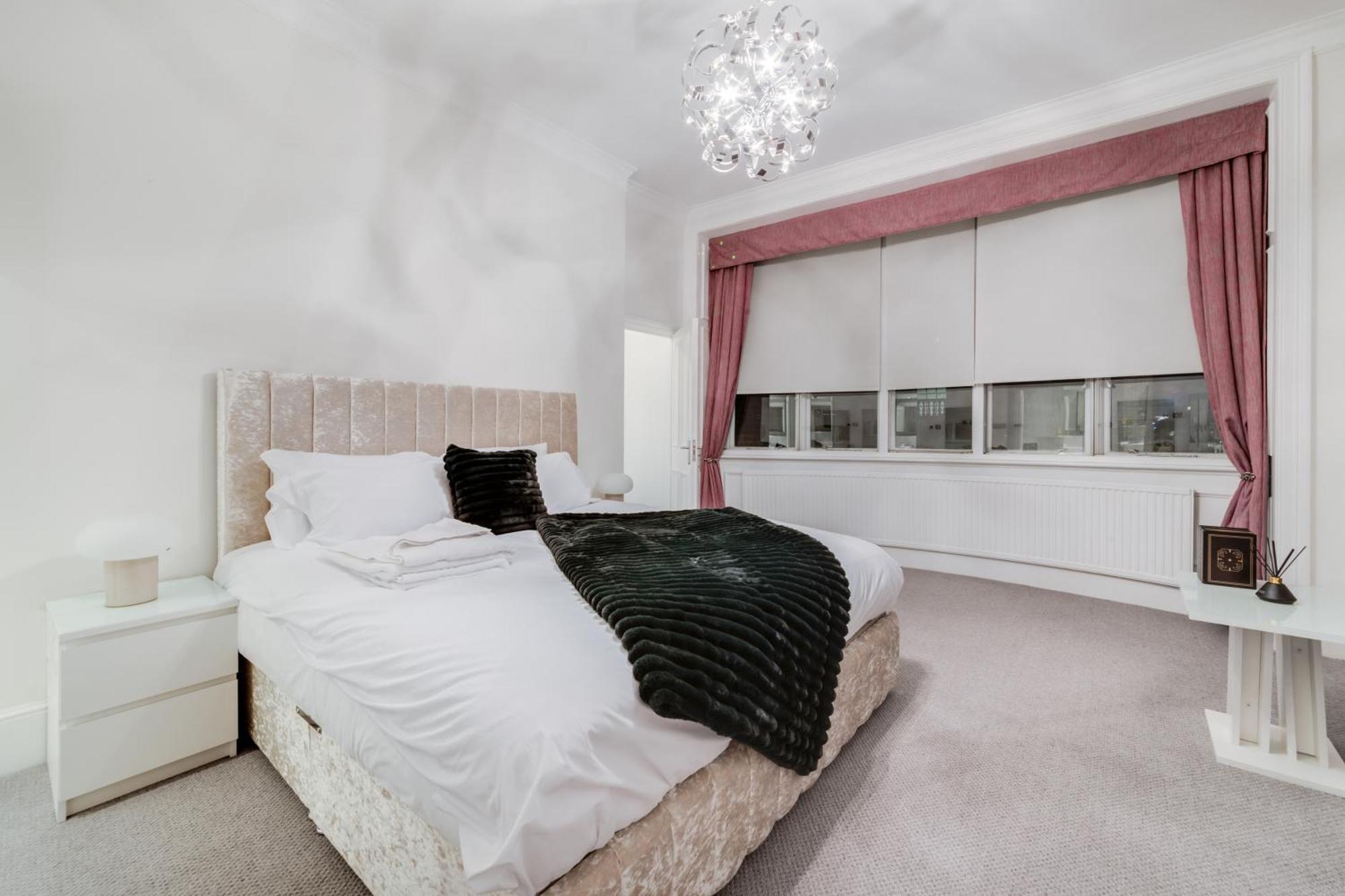 Luxury London 3 Bedroom Duplex With Pool Table - 4Hs Zewnętrze zdjęcie